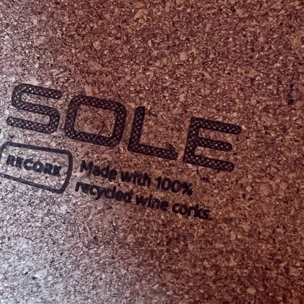 SOLE Eco-Friendly Cork Material - Picture 6 of 7